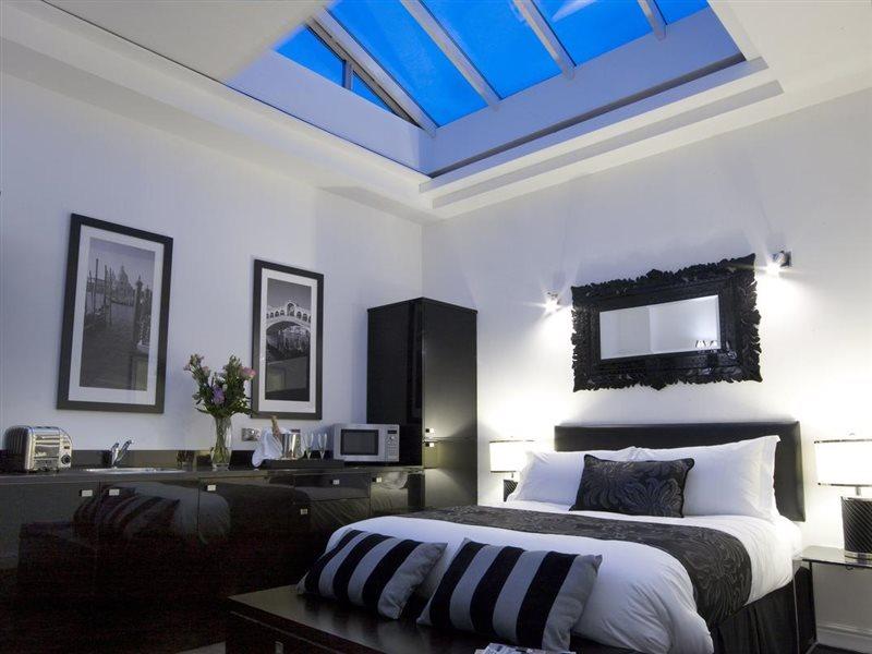 Strozzi Palace Suites By Mansley Cheltenham Kültér fotó