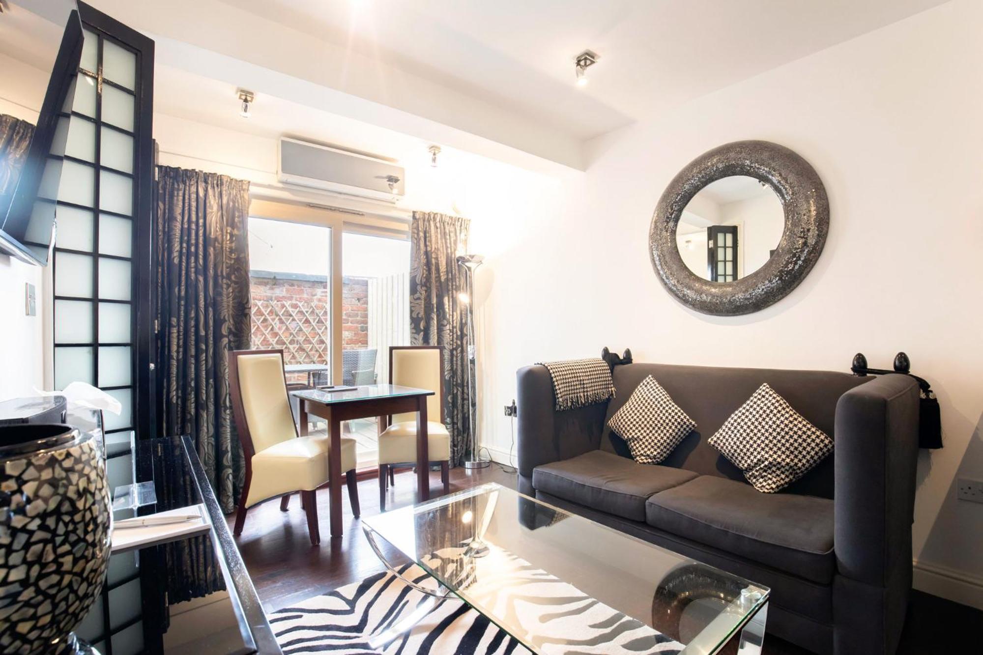 Strozzi Palace Suites By Mansley Cheltenham Kültér fotó