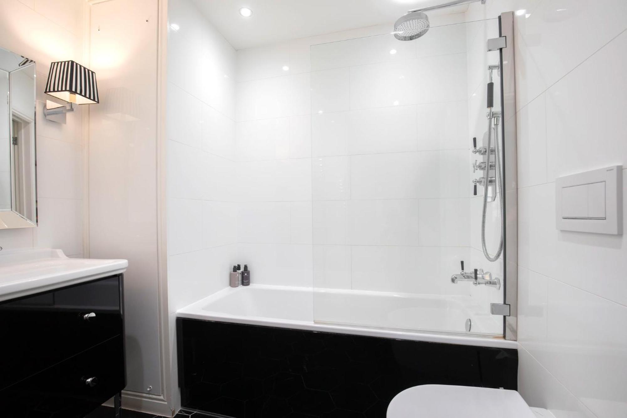 Strozzi Palace Suites By Mansley Cheltenham Kültér fotó